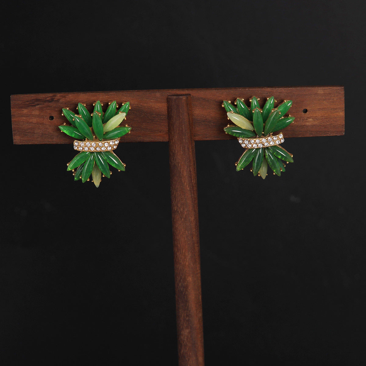Vintage Classic Refined Statement Earrings Timeless Style