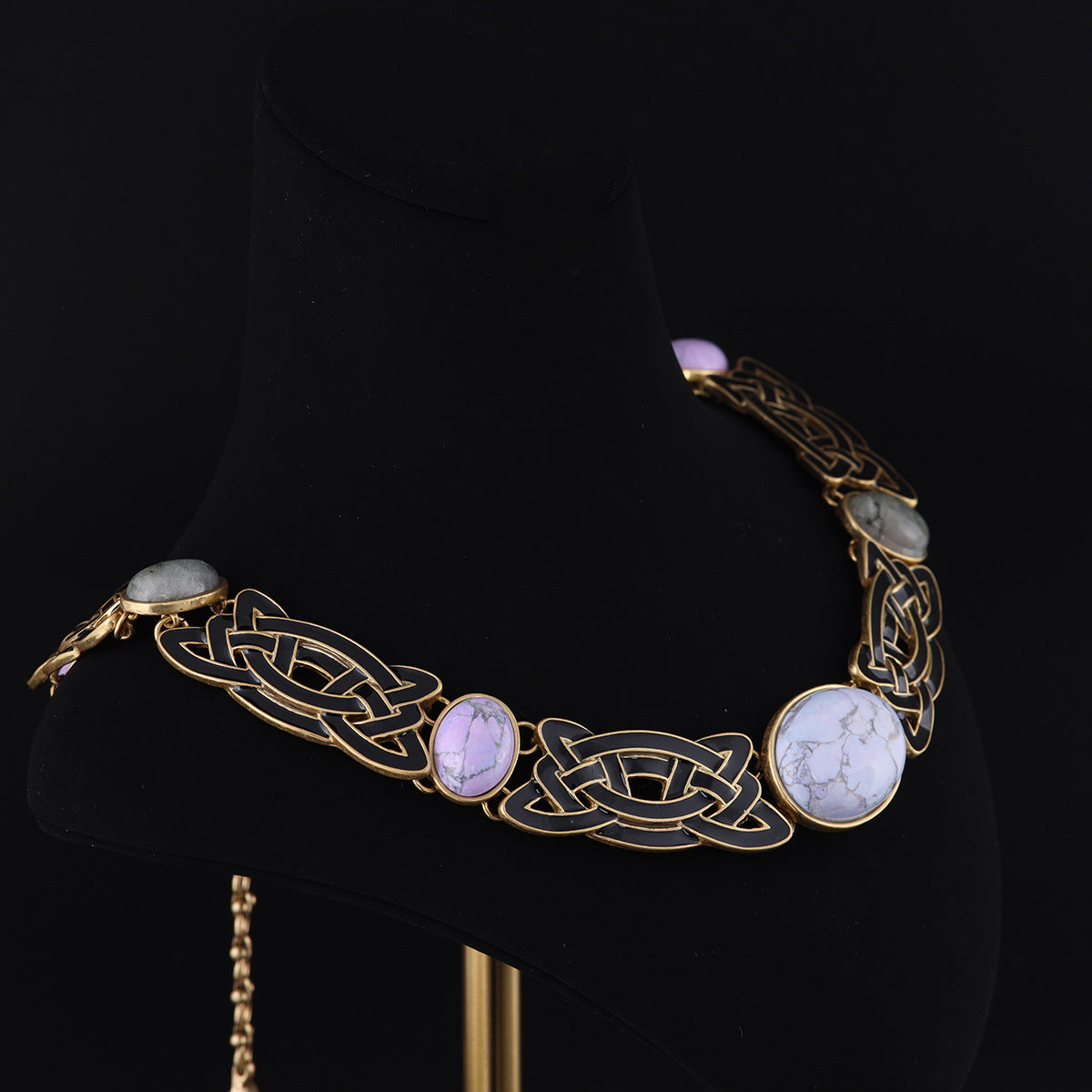 Vintage Enamel Geometric Chic Necklace for Ladies