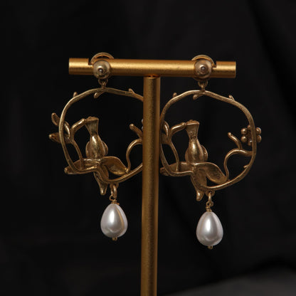 Vintage Refined Classic Elegant Earrings Timeless Style