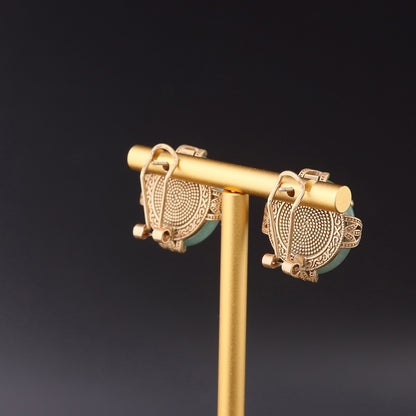 Vintage Artisan Chic Timeless Earrings for Ladies