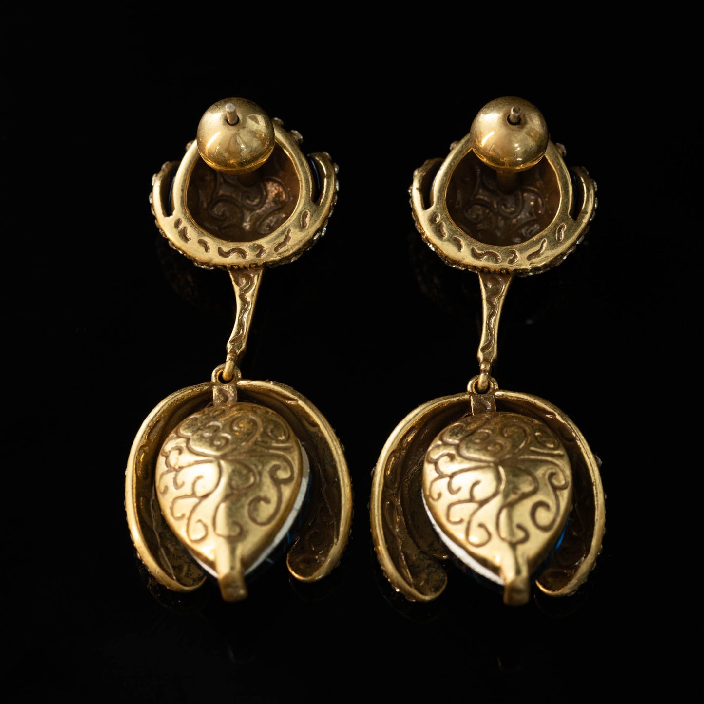 Vintage Chic Classic Refined Earrings for Women