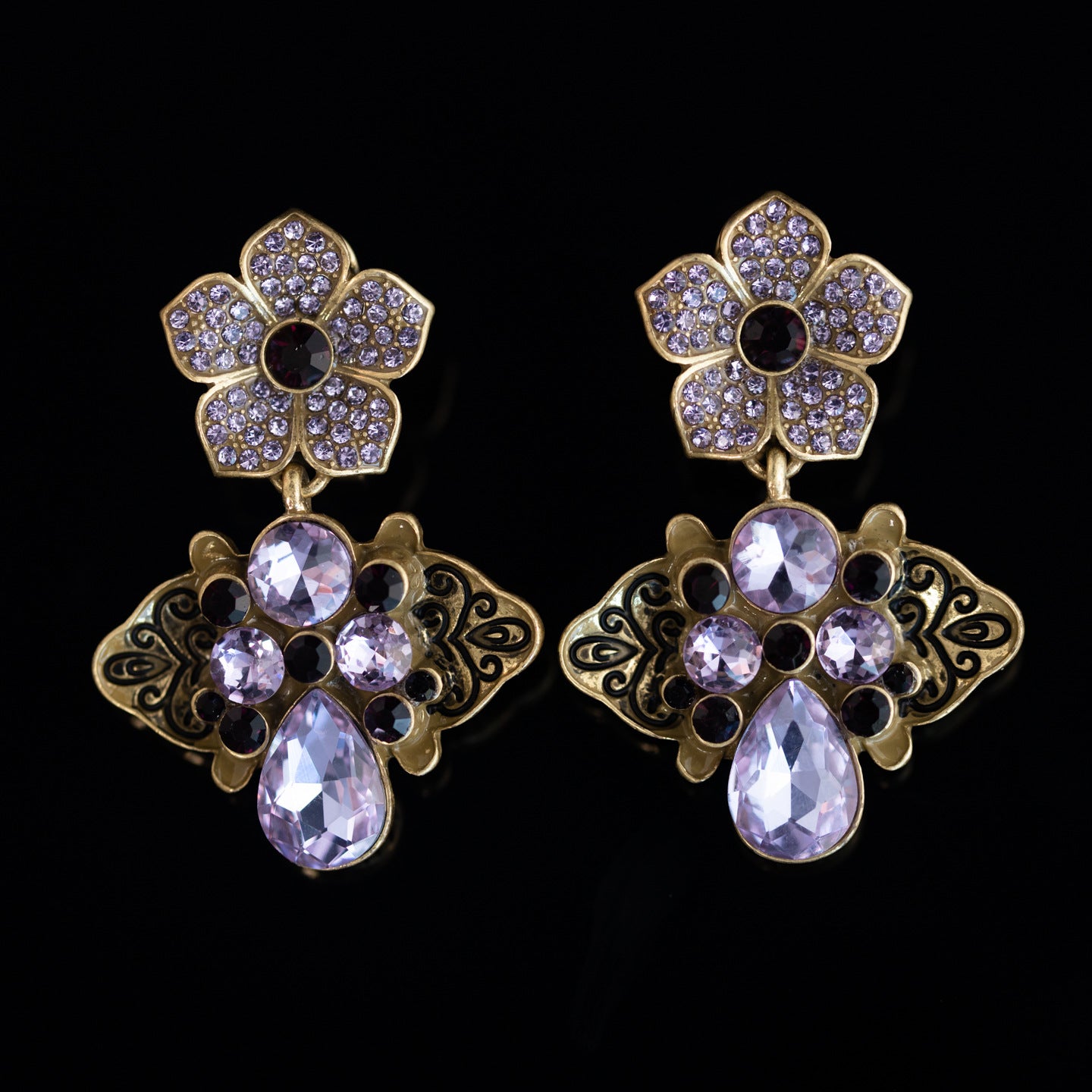 Vintage Pearl Leaf Refined Handcrafted Earrings for Ladies