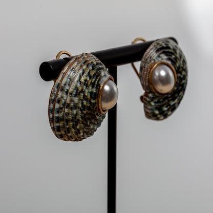 Vintage Shell Conch Chic Handcrafted Earrings Handcrafted Design