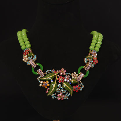 Vintage Floral Classic Refined Necklace for Women