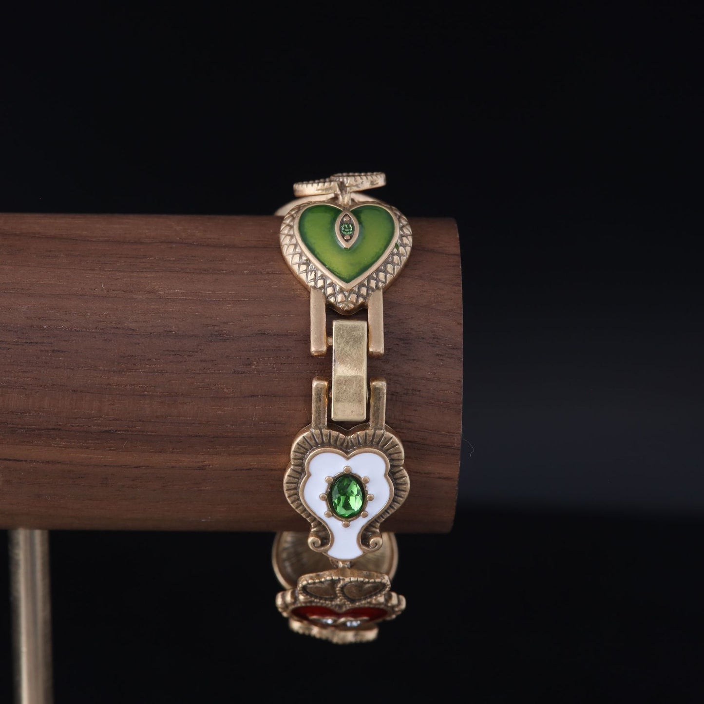 Vintage Enamel Heart Refined Handcrafted Bracelet Handcrafted Design
