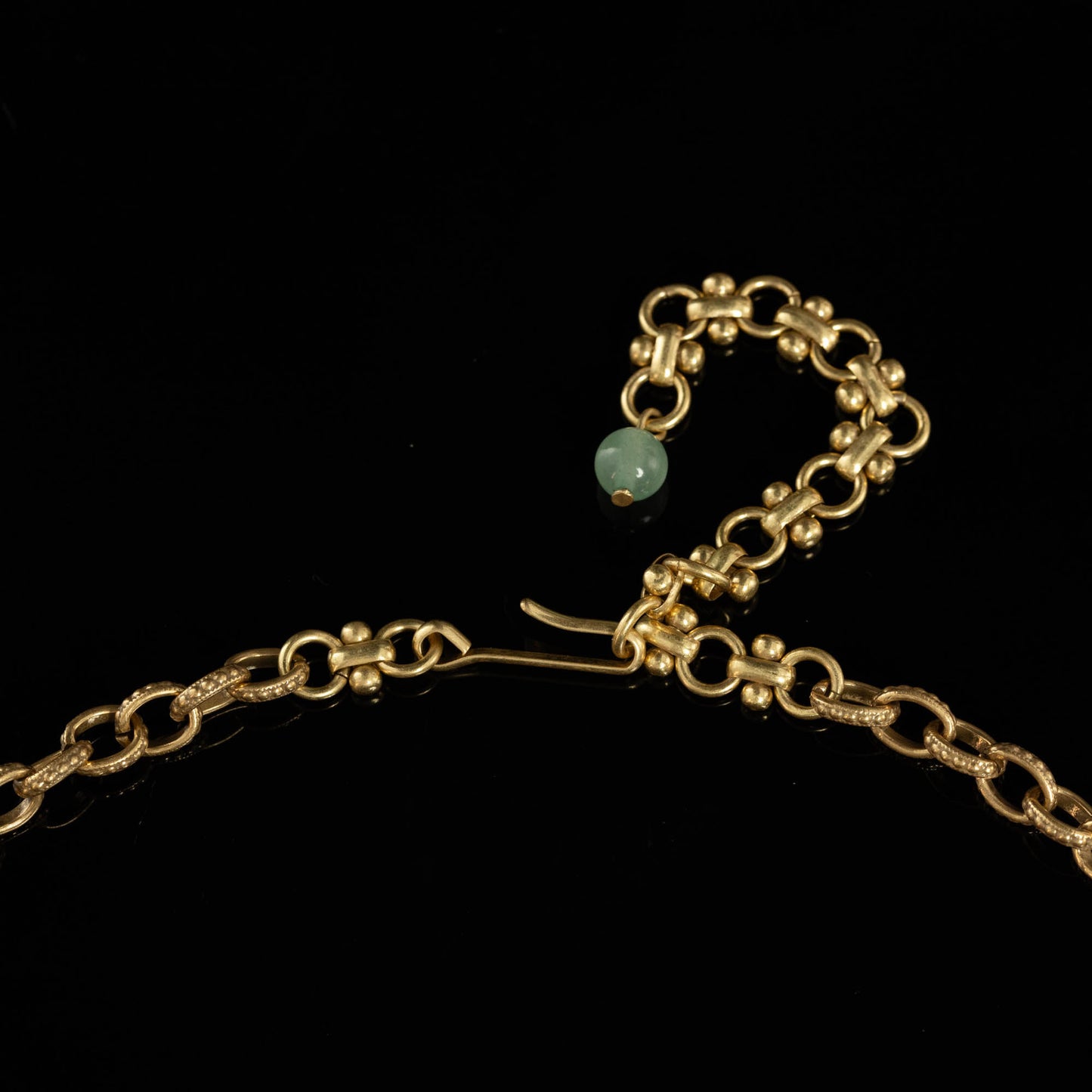 Vintage Agate Refined Artisan Necklace Handcrafted Design