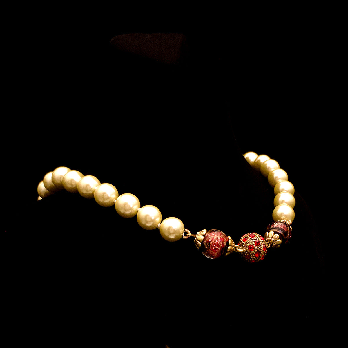 Vintage Glass Geometric Timeless Handcrafted Necklace for Ladies