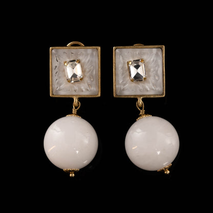 Vintage Pearl Leaf Refined Handcrafted Earrings for Ladies