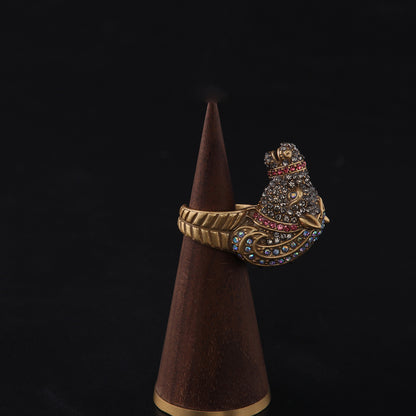 Vintage Cross Refined Elegant Open Ring Timeless Style