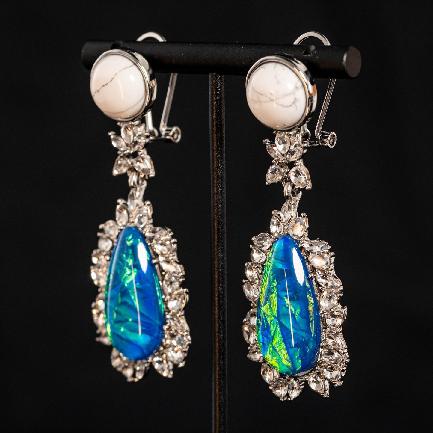 Vintage Chic Refined Artisan Earrings for Women