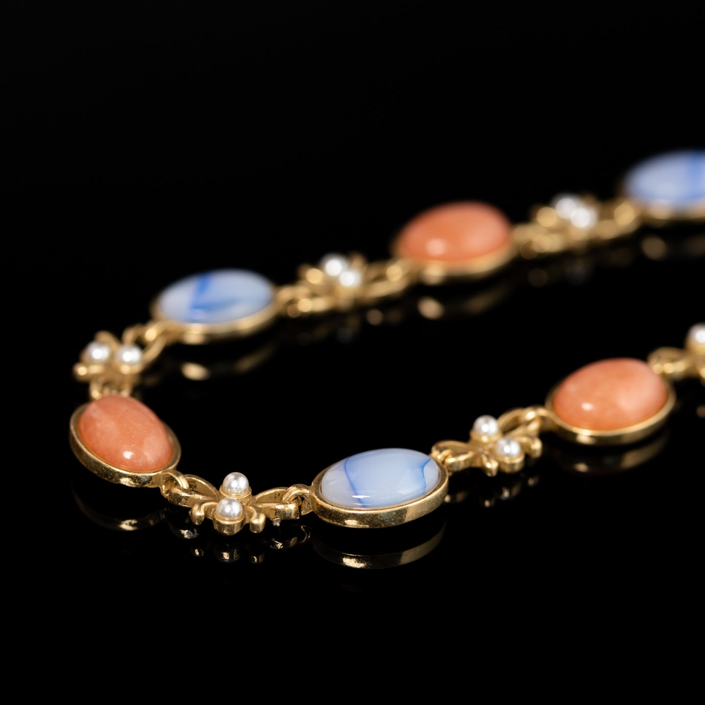 Vintage Pearl Classic Classic Necklace Handcrafted Design
