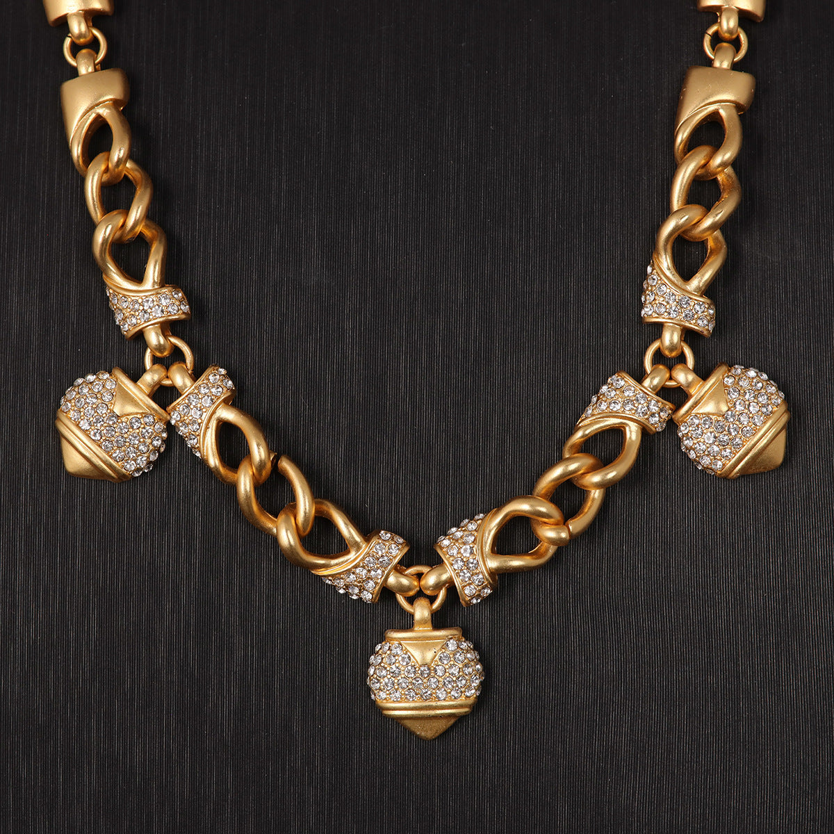 Vintage Artisan Polished Refined Necklace for Ladies