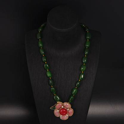 Vintage Agate Elegant Handcrafted Necklace for Women