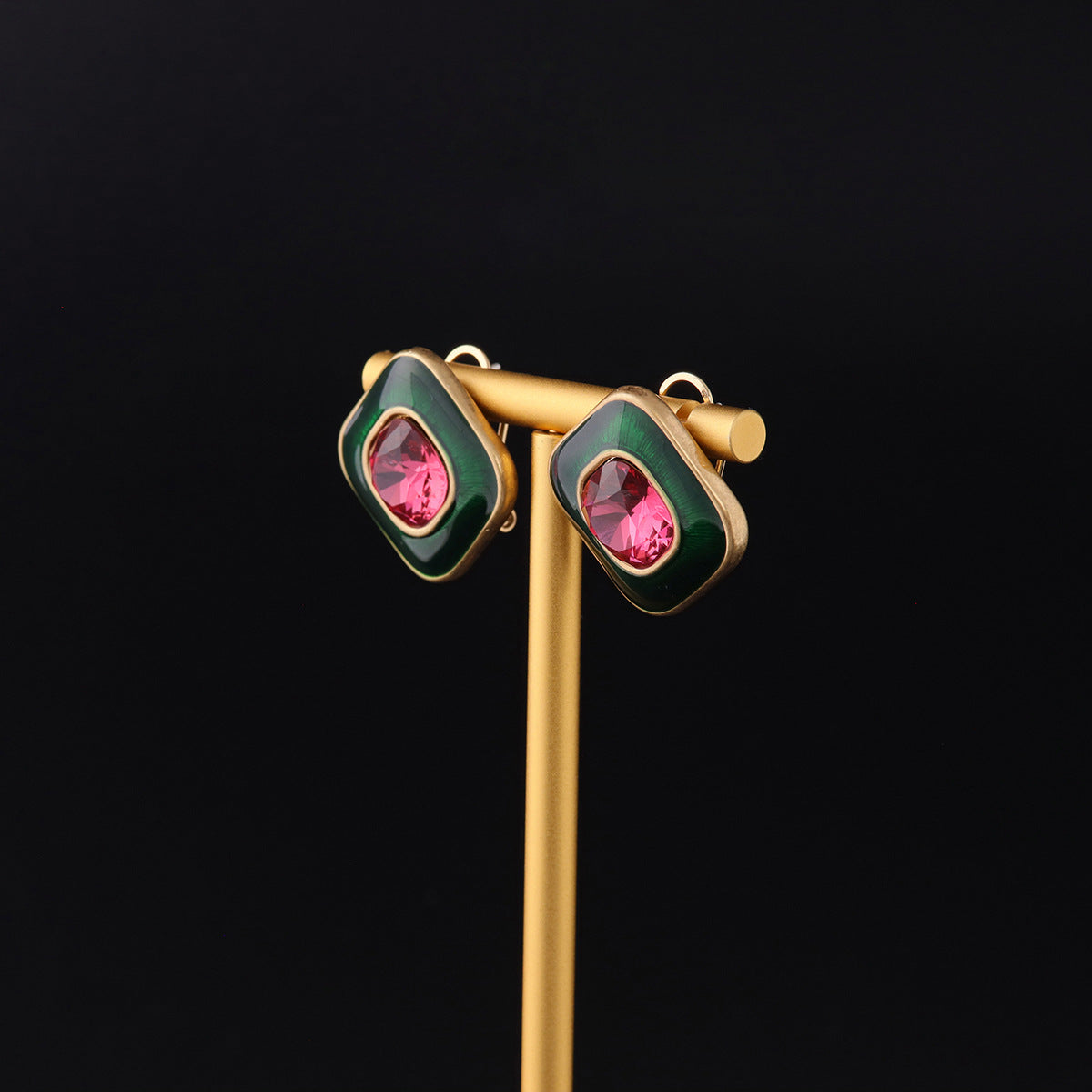Vintage Geometric Artisan Artisan Earrings Handcrafted Design