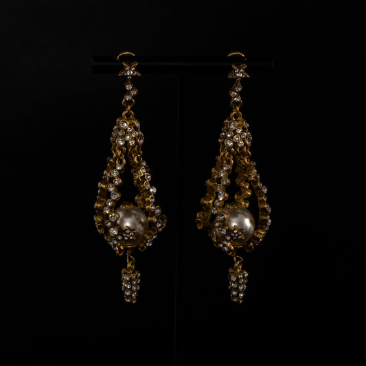 Vintage Pearl Statement Elegant Earrings Timeless Style