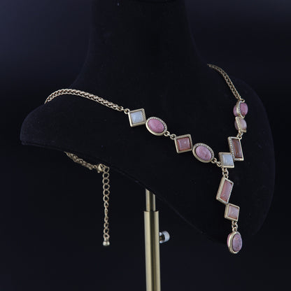 Vintage Geometric Chic Chic Necklace Handcrafted Design