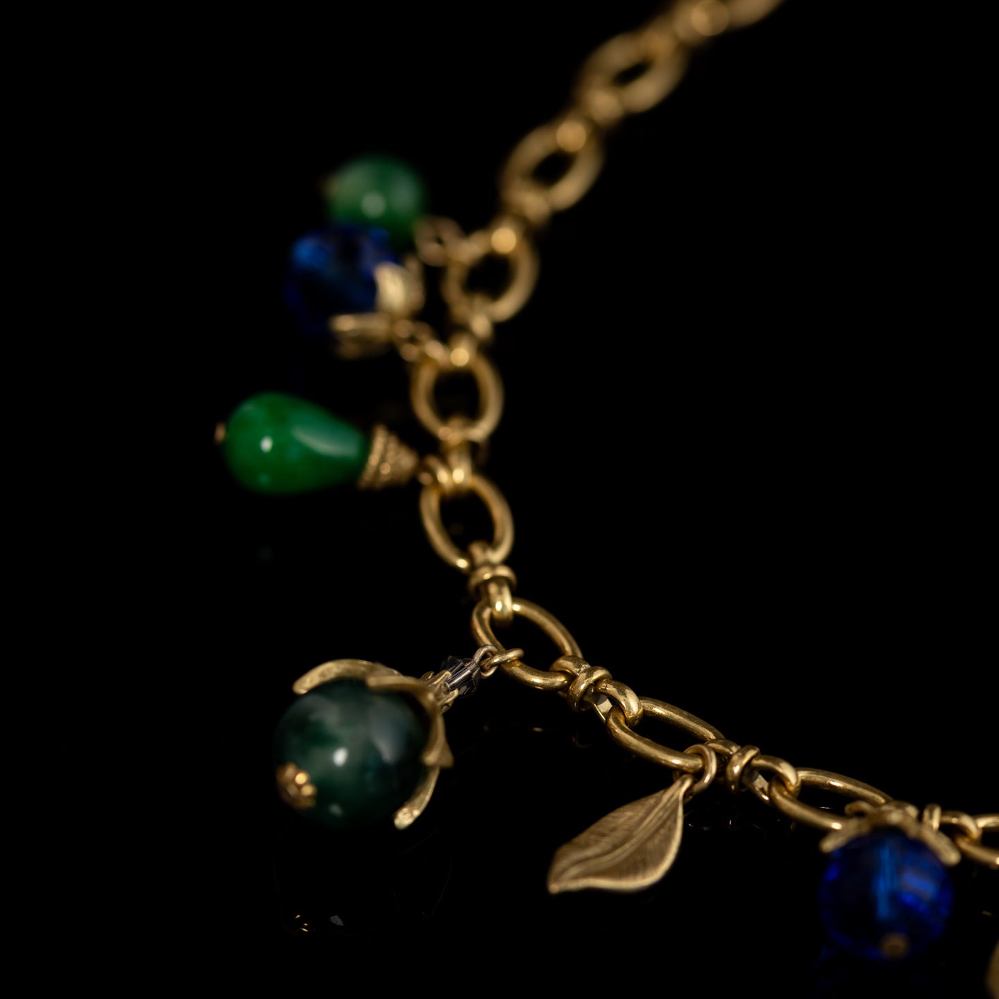 Vintage Natural Stone Classic Necklace Handcrafted Design