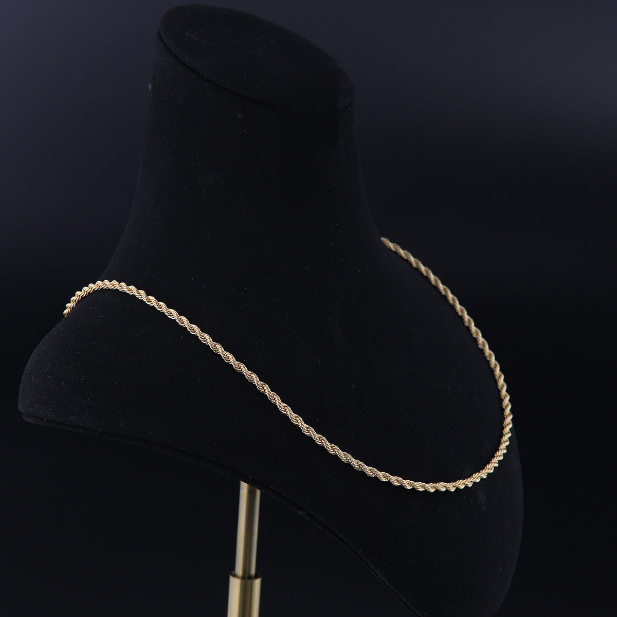 Vintage Geometric Chic Handcrafted Necklace Timeless Style