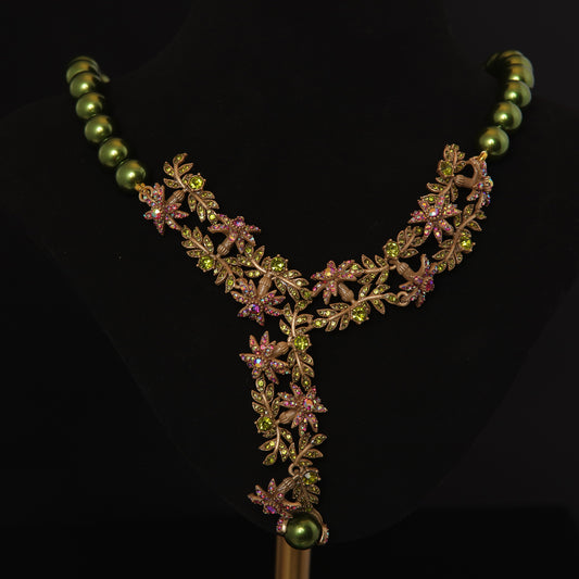 Vintage Crystal Floral Refined Necklace Timeless Style