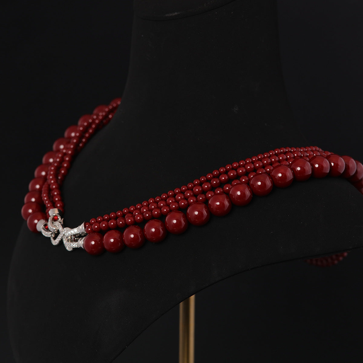 Vintage Elegant Handcrafted Refined Necklace for Ladies
