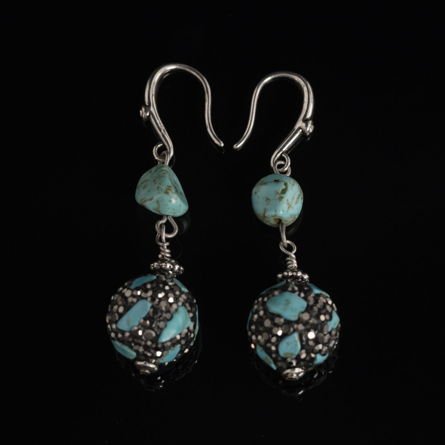 Vintage Luxury Handcrafted Classic Earrings Timeless Style