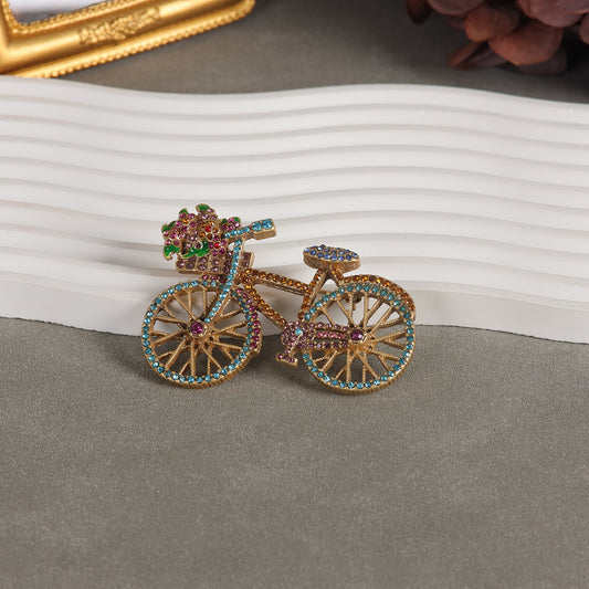 Vintage Art Deco Refined Brooches Handcrafted Design