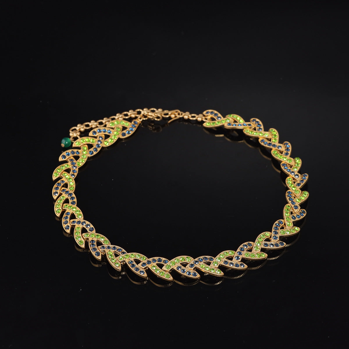 Vintage Luxury Stone Inlay Necklace Handcrafted Design
