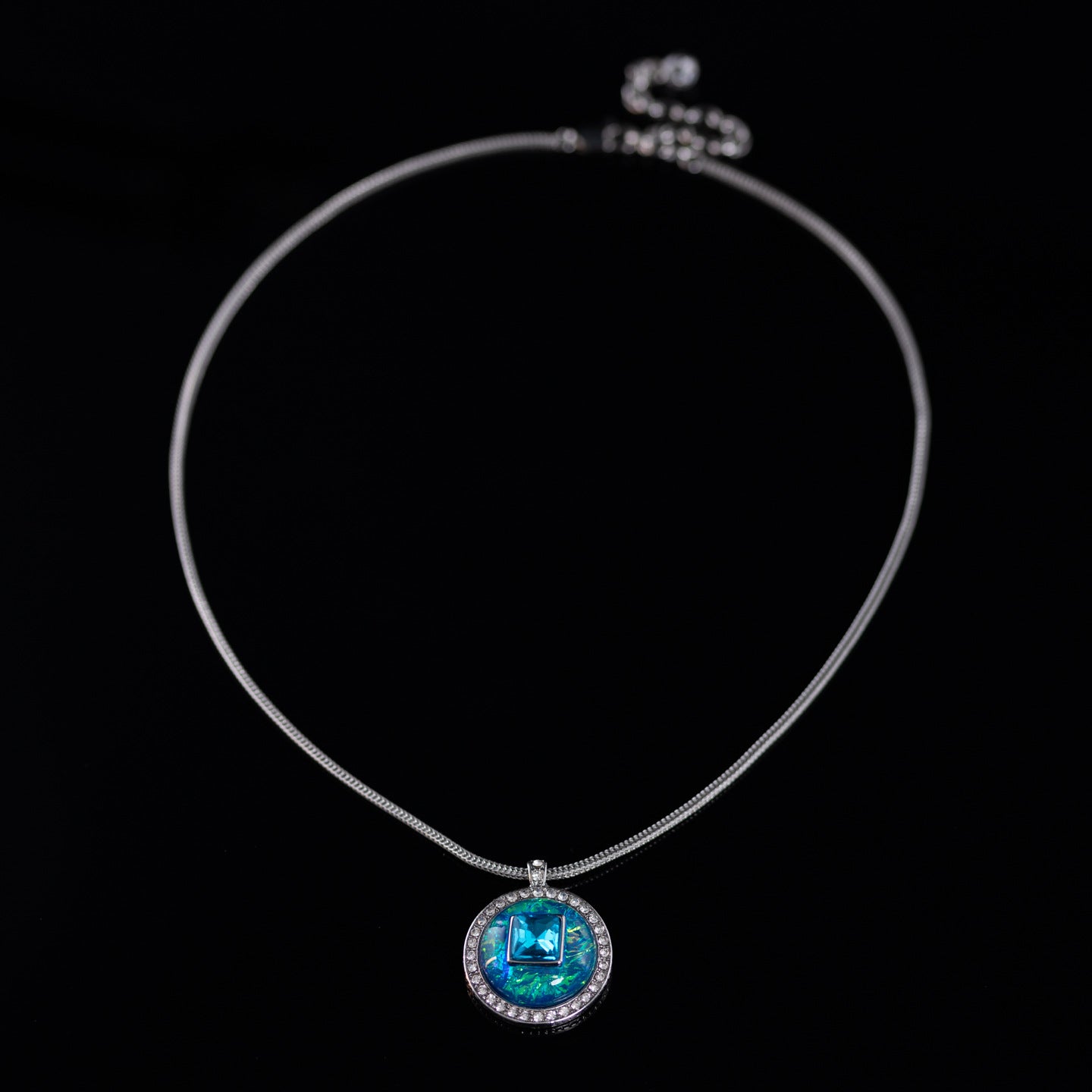 Vintage Elegant Statement Classic Necklace for Women