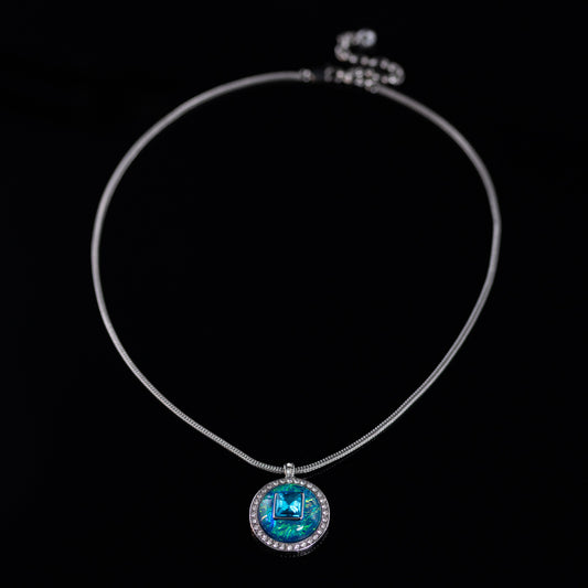 Vintage Elegant Statement Classic Necklace for Women