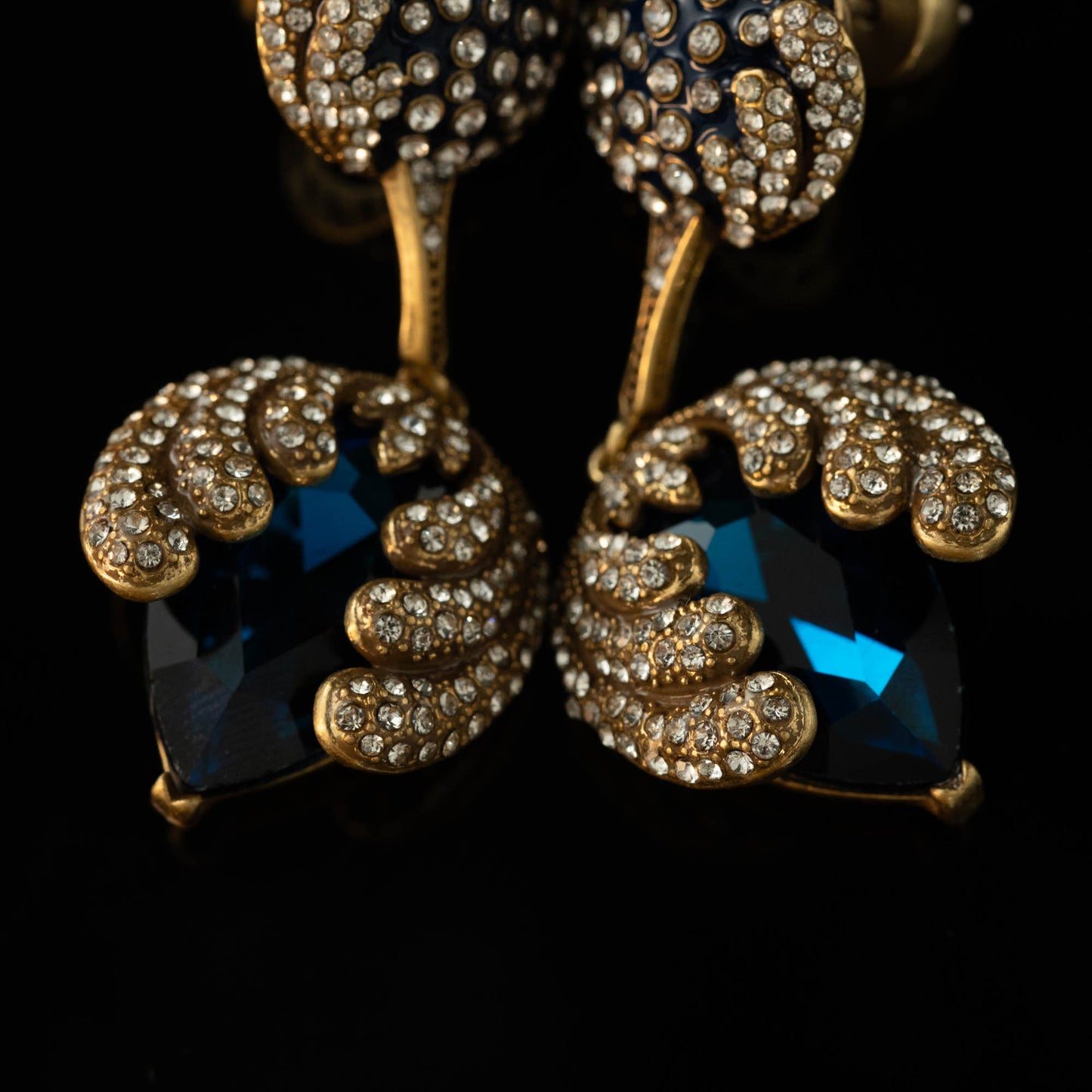 Vintage Chic Classic Refined Earrings for Women