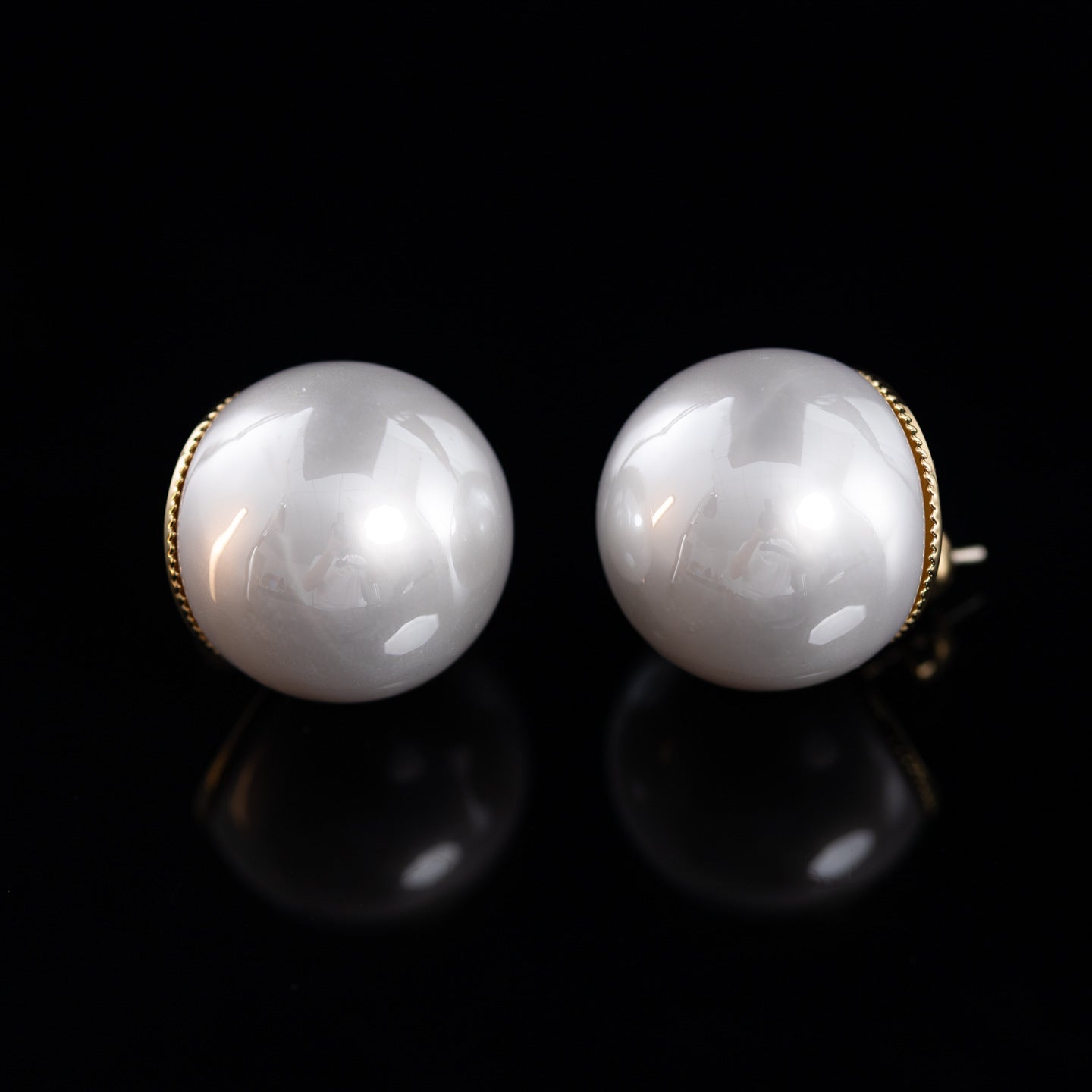 Vintage Pearl Elegant Handcrafted Earrings Timeless Style