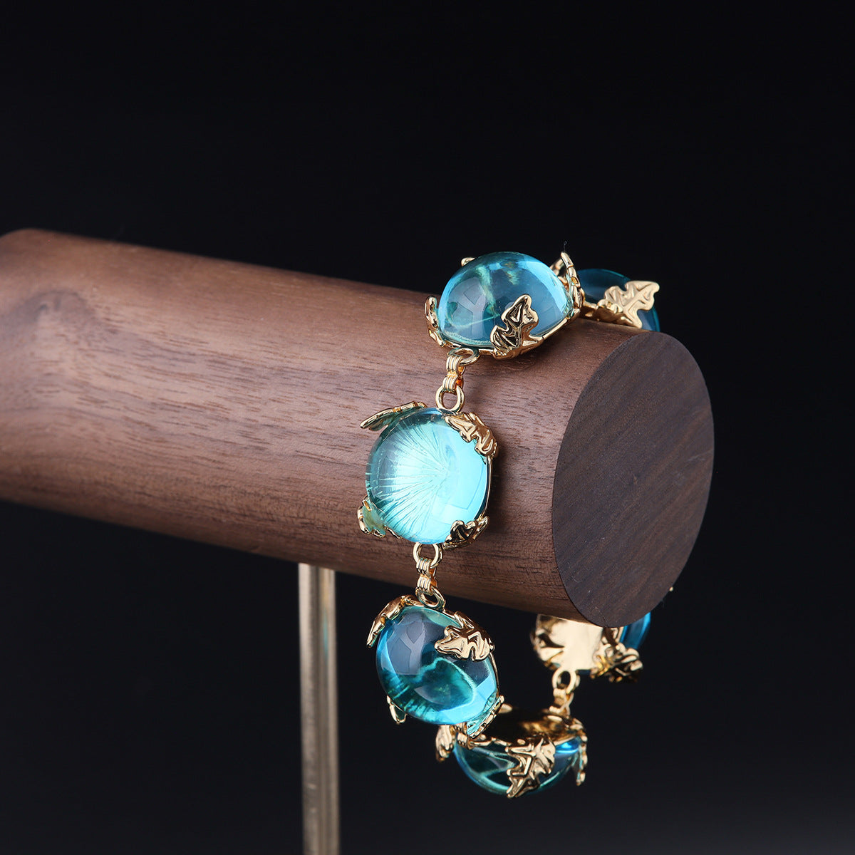 Vintage Geometric Elegant Baroque Bracelet Timeless Style