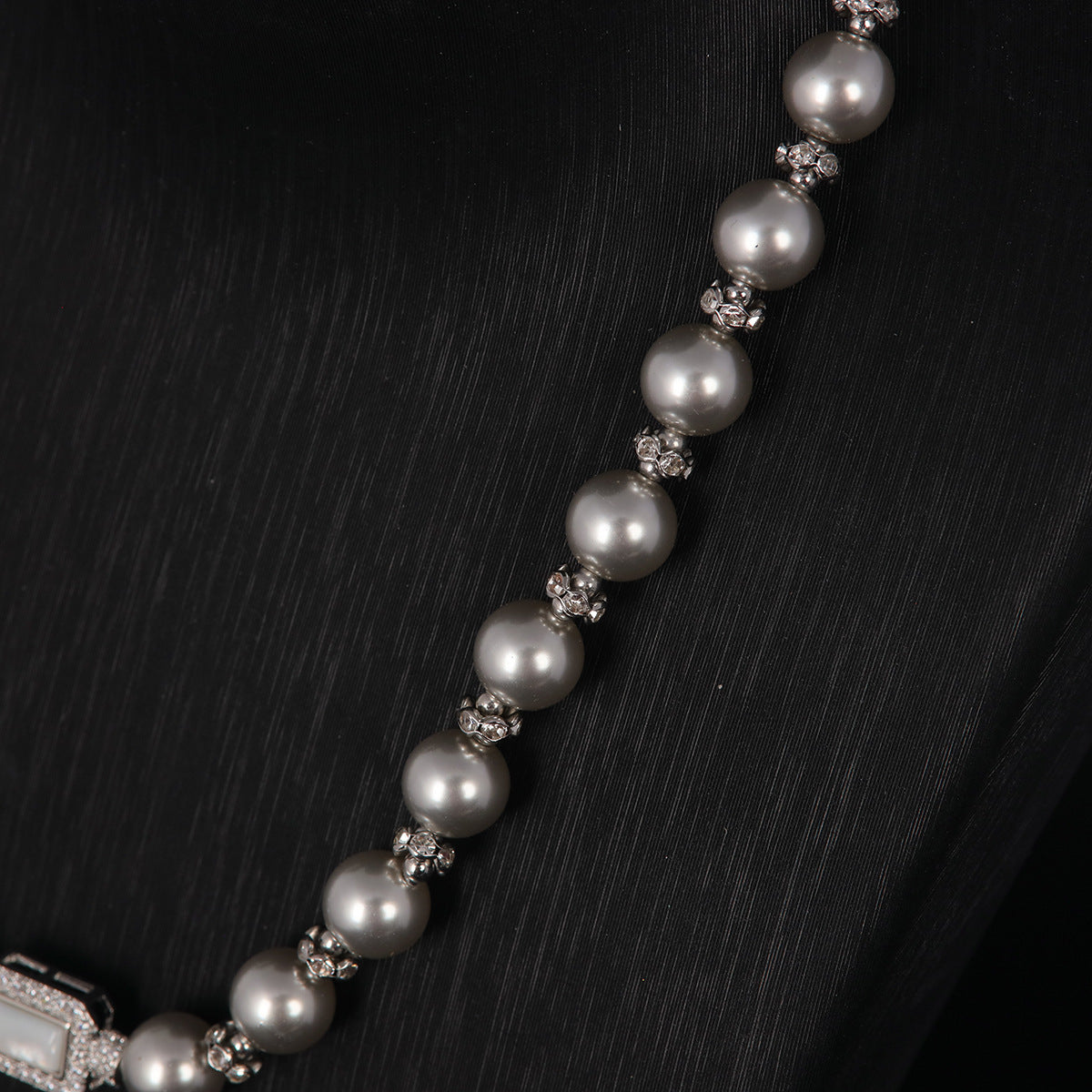 Vintage Statement Elegant Classic Necklace Timeless Style