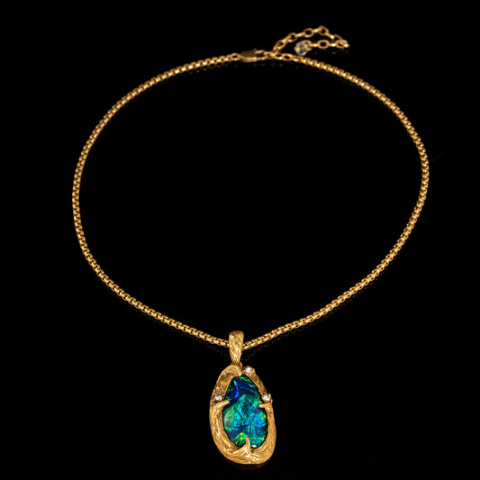 Vintage Heart Elegant Polished Necklace Handcrafted Design
