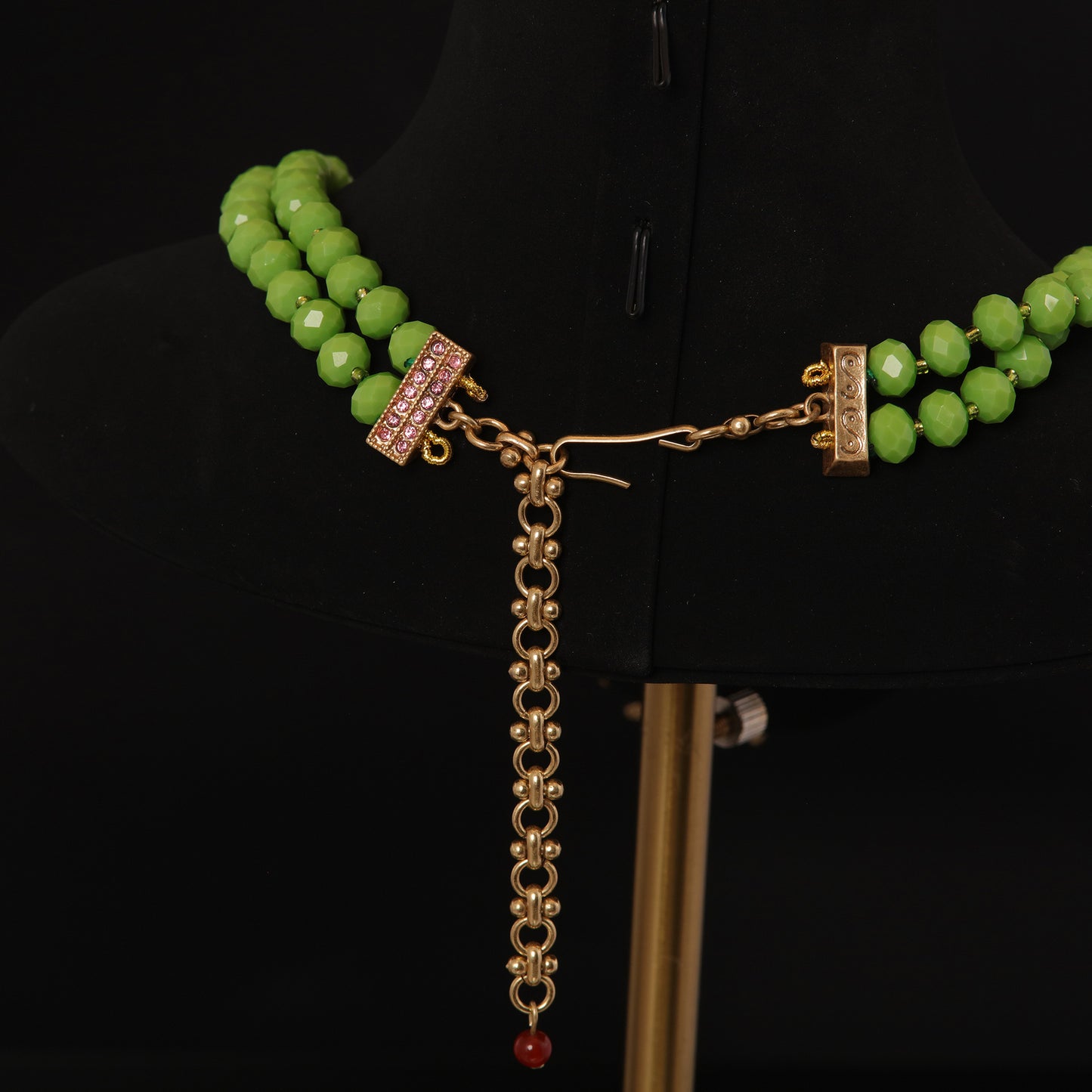 Vintage Floral Classic Refined Necklace for Women