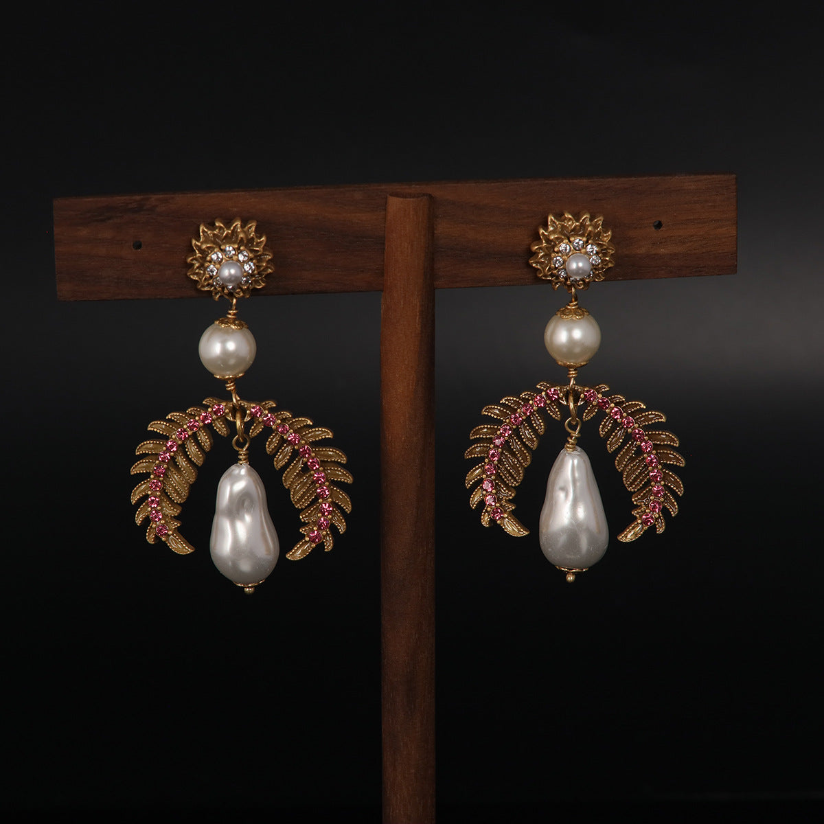 Vintage Pearl Elegant Stone Inlay Earrings for Women