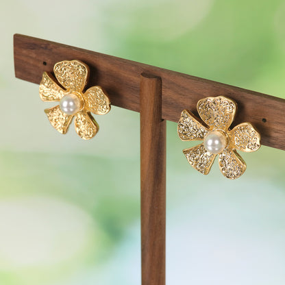 Vintage Pearl Floral Refined Handcrafted Earrings for Ladies