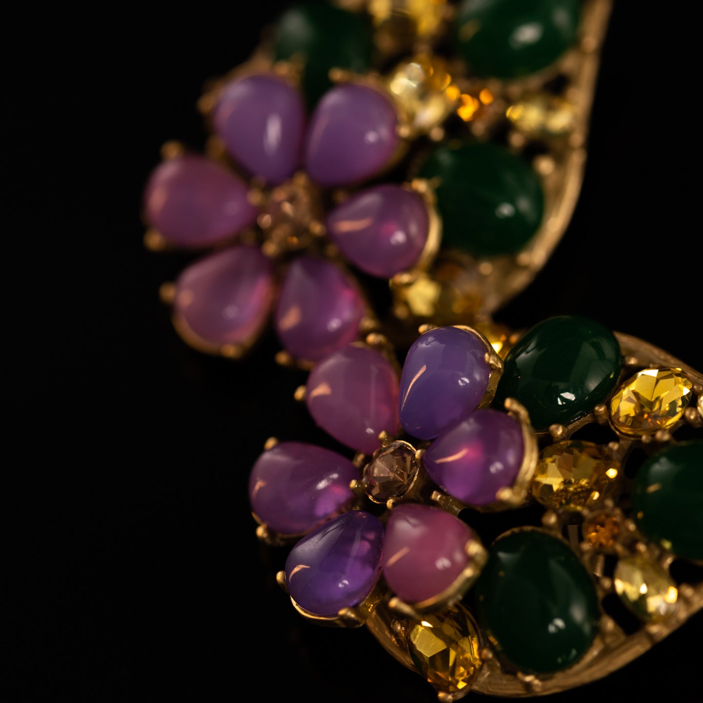 Vintage Natural Stone Floral Chic Earrings for Ladies