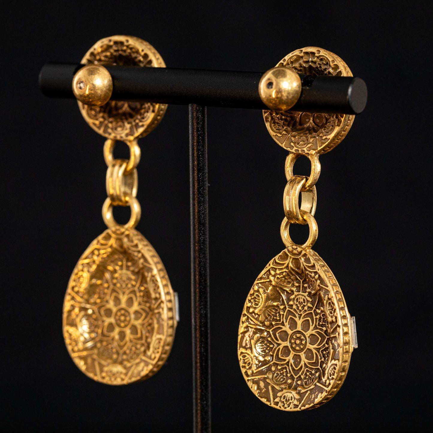 Vintage Elegant Polished Statement Earrings Handcrafted Design