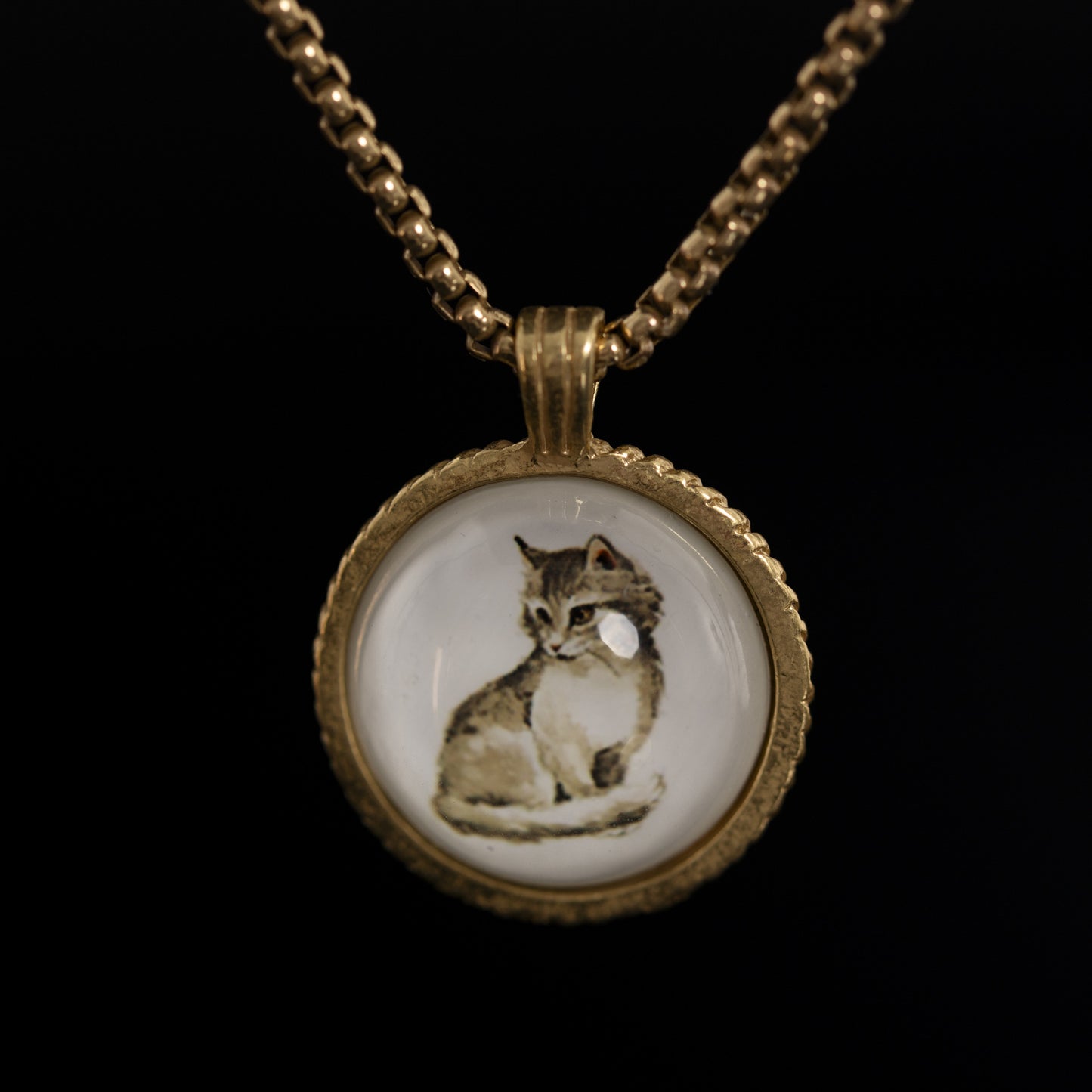 Vintage Refined Classic Elegant Necklace Timeless Style